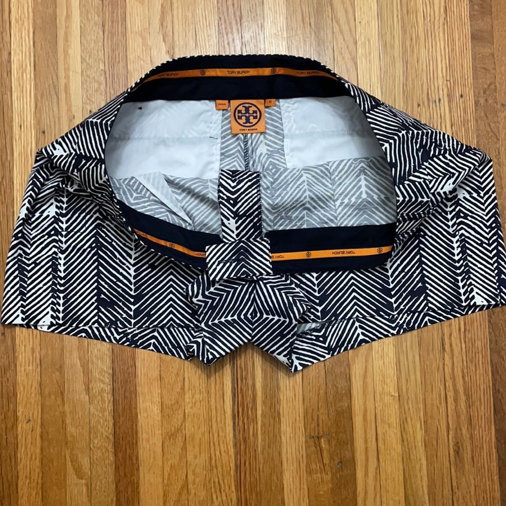 Tory Burch Short - Picture 5 of 7